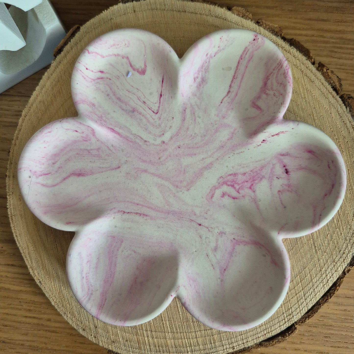 Eco Resin Large Bloom Trinket Dish - Pale Pink