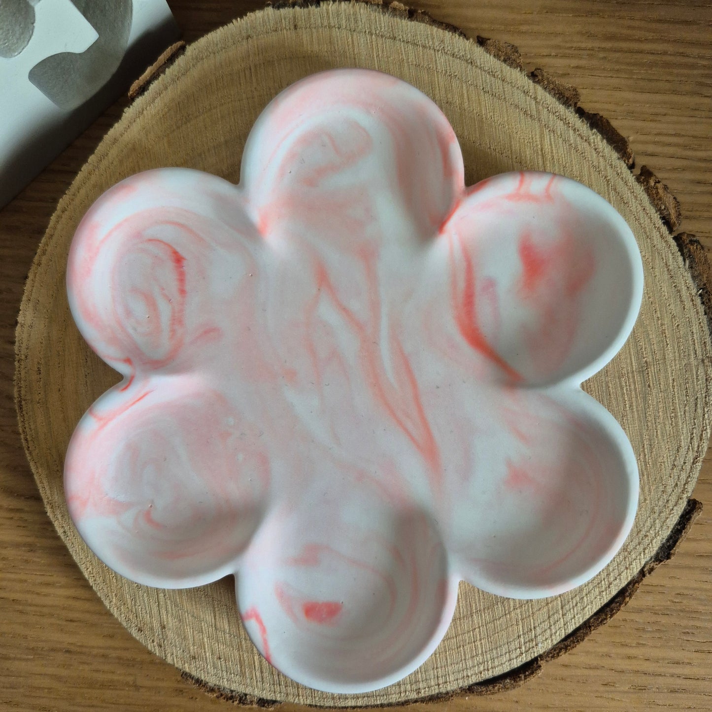 Eco Resin Large Bloom Trinket Dish - Coral
