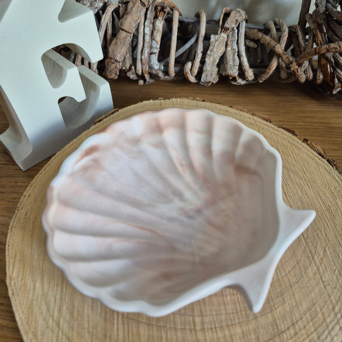 Eco Resin Shell Trinket Dish - Chocolate