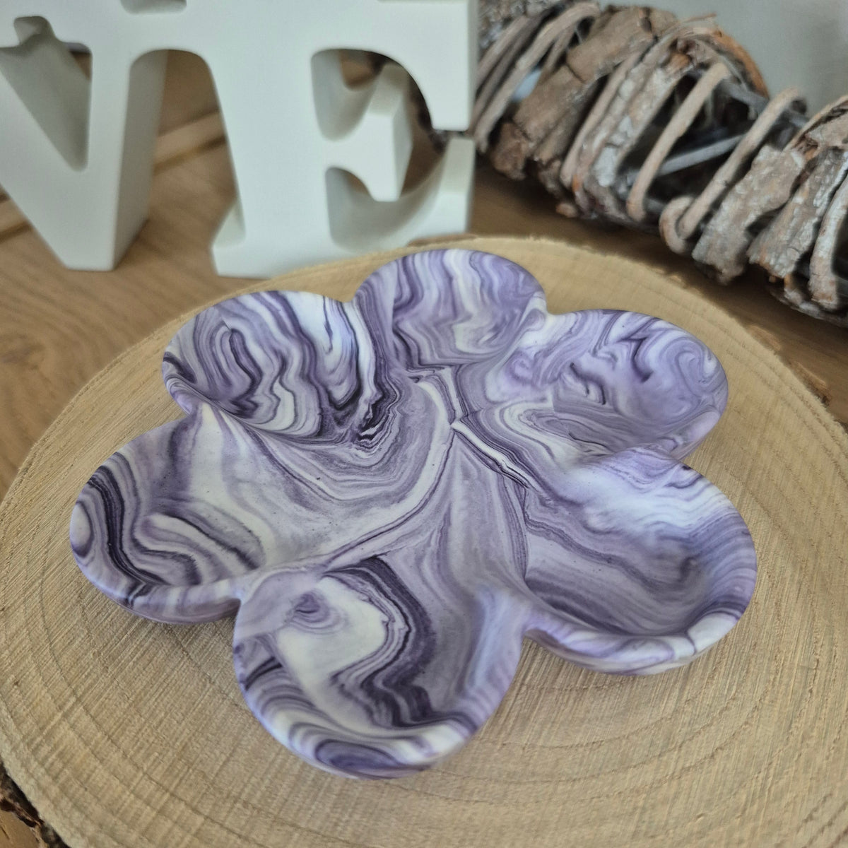 Eco Resin Small Bloom Trinket Dish - Blackcurrant