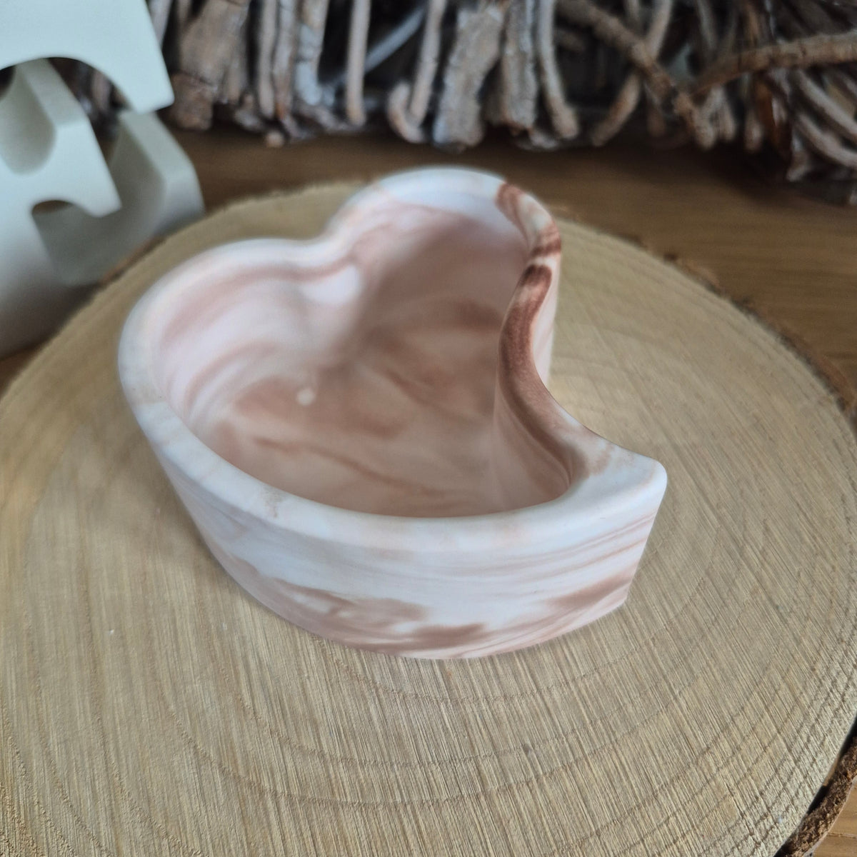 Eco Resin Twin Heart Port - Chocolate