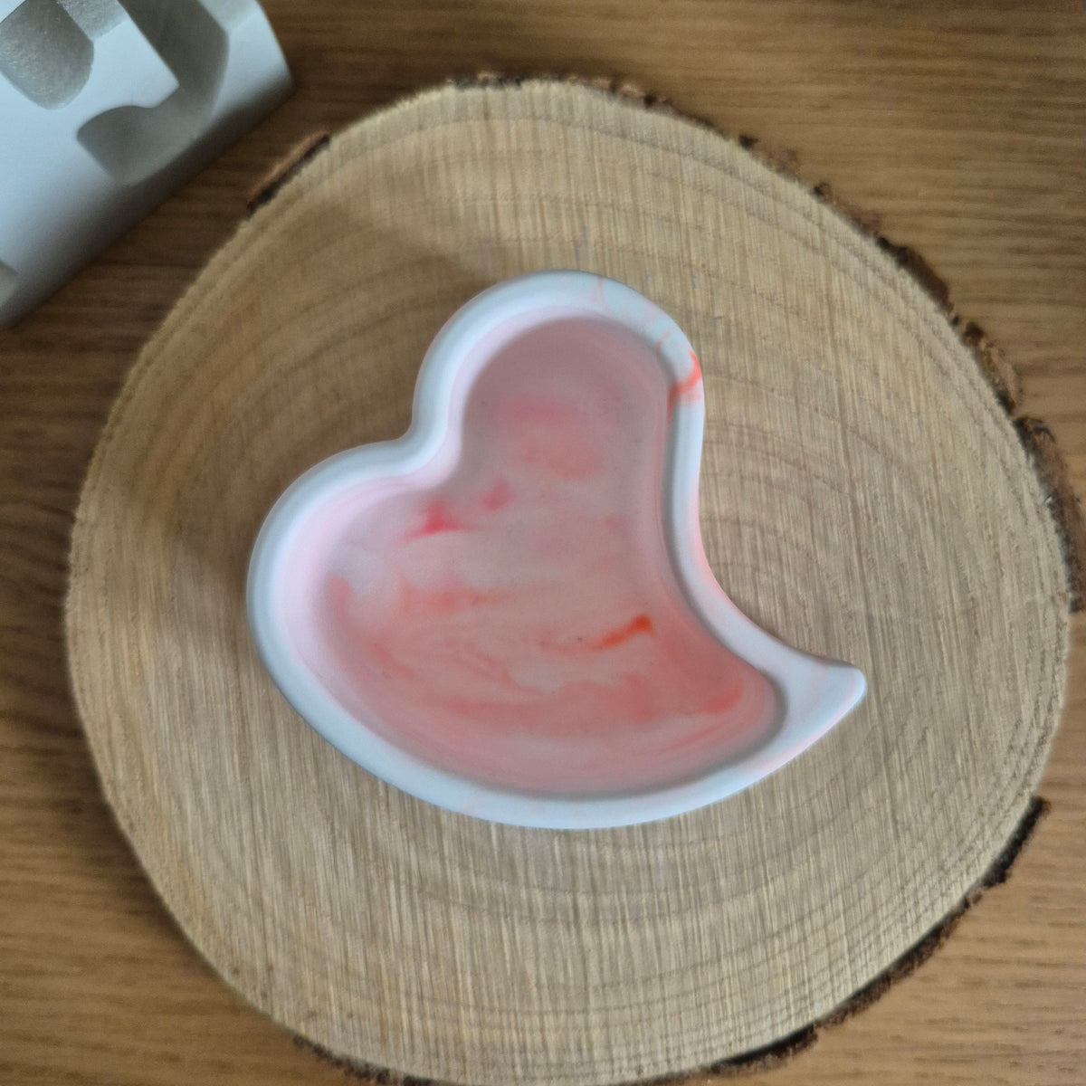 Eco Resin Twin Heart Port - Coral