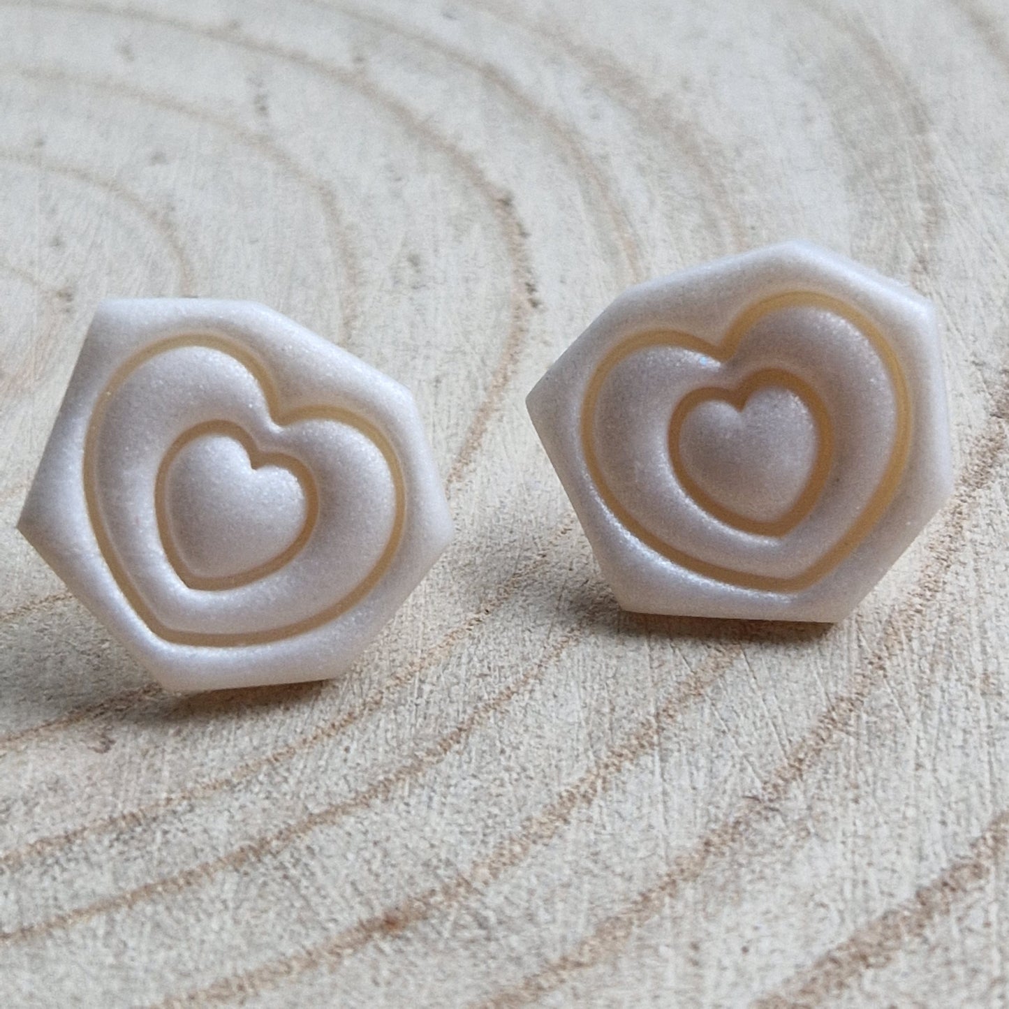 Clay Geo Heart Stud Earrings - Ivory Shimmer