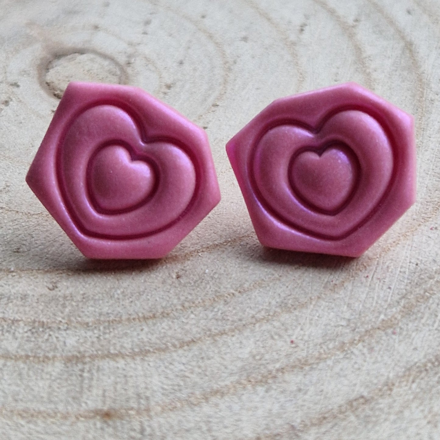 Clay Geo Heart Stud Earrings - Pink Pearl