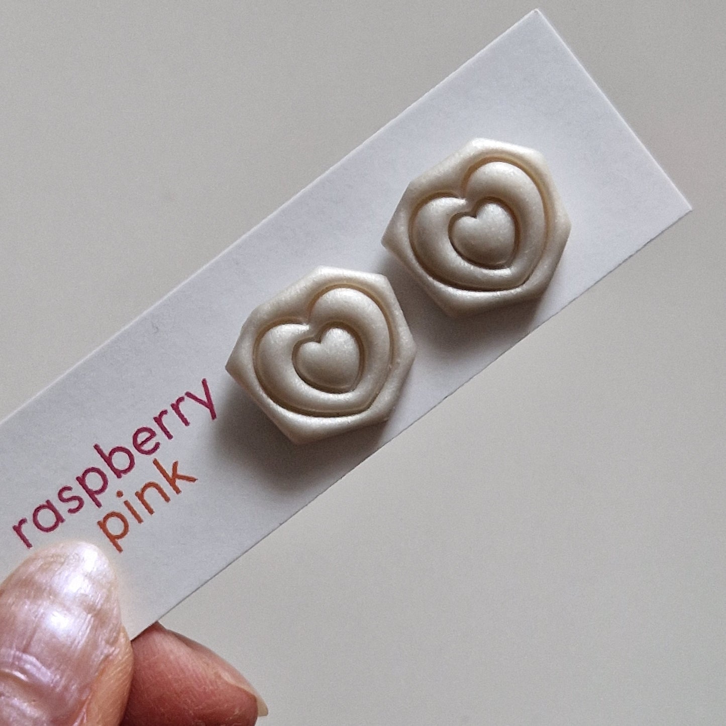 Clay Geo Heart Stud Earrings - Pearl