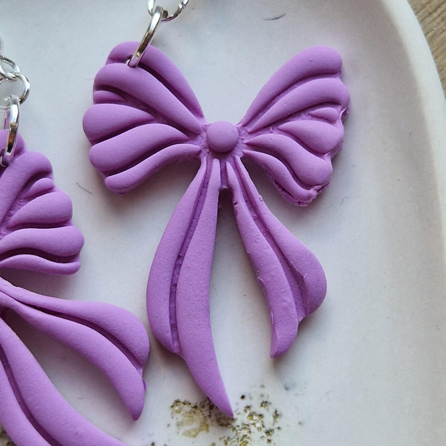 Clay Bow Earrings - Camilla in Lilac